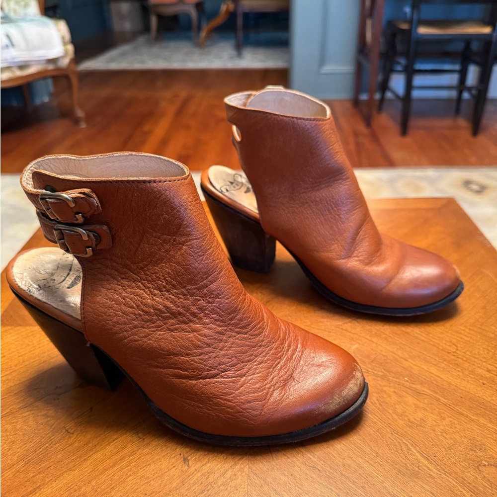 Freebird by Steven Brown Leather Mules